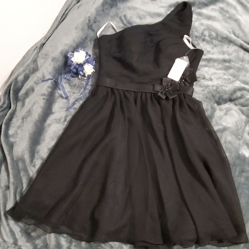 NWT.  Prom/Homecoming dress by Da Vinci - Picture 7 of 10